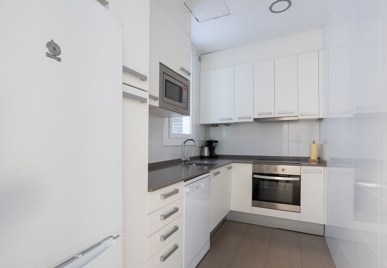 Apartamento en Barcelona - CASANOVA ELEGANCE, piso excelente, amplio, luminoso y tranquilo. Barcelona centro