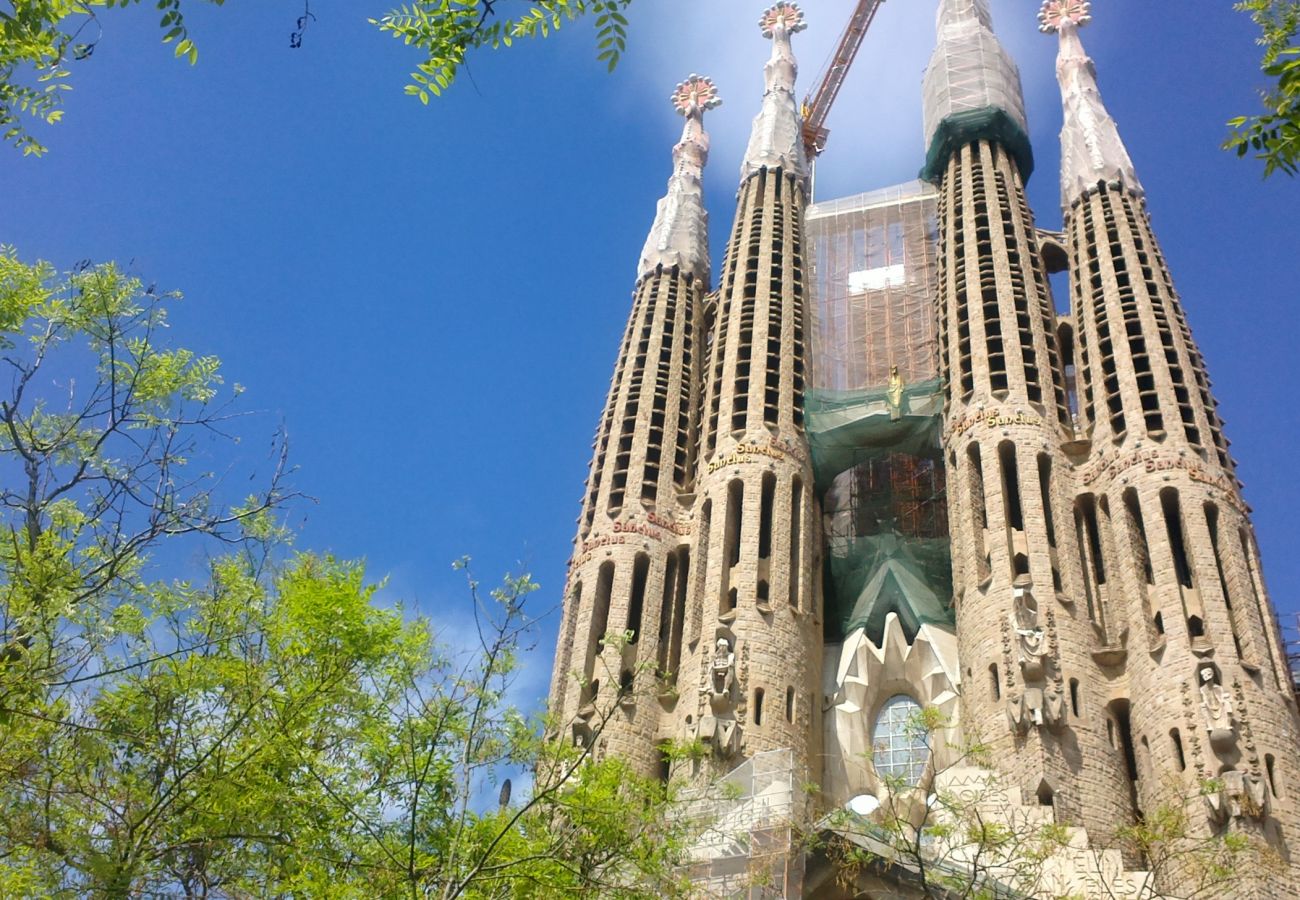 Apartamento en Barcelona - ATIC SAGRADA FAMILIA, con gran terraza privada y vistas