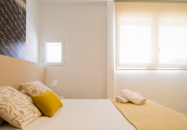 Apartamento en Valencia - El Cabanyal Petit Penthouse by Florit Flats