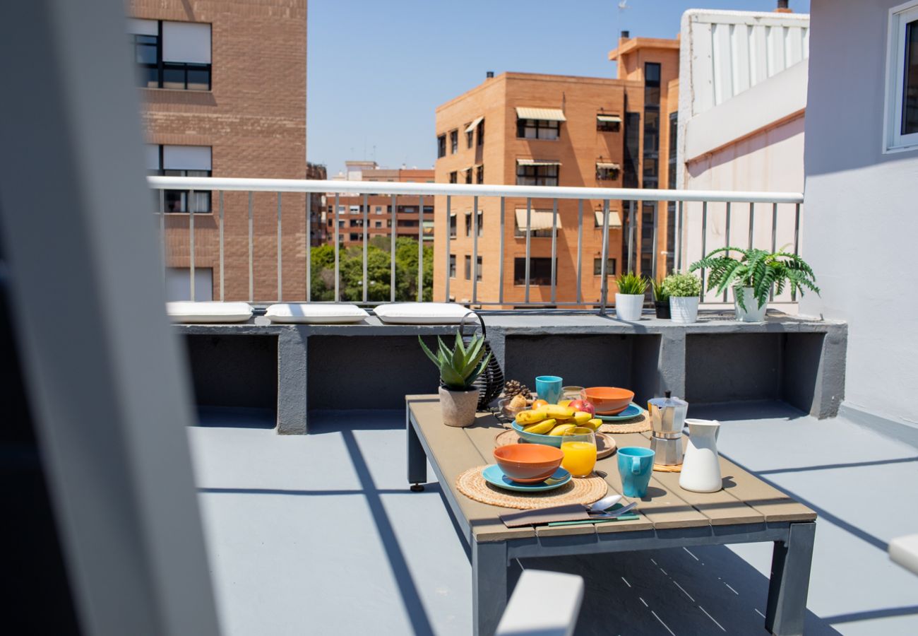 Apartamento en Valencia - El Cabanyal Petit Penthouse by Florit Flats