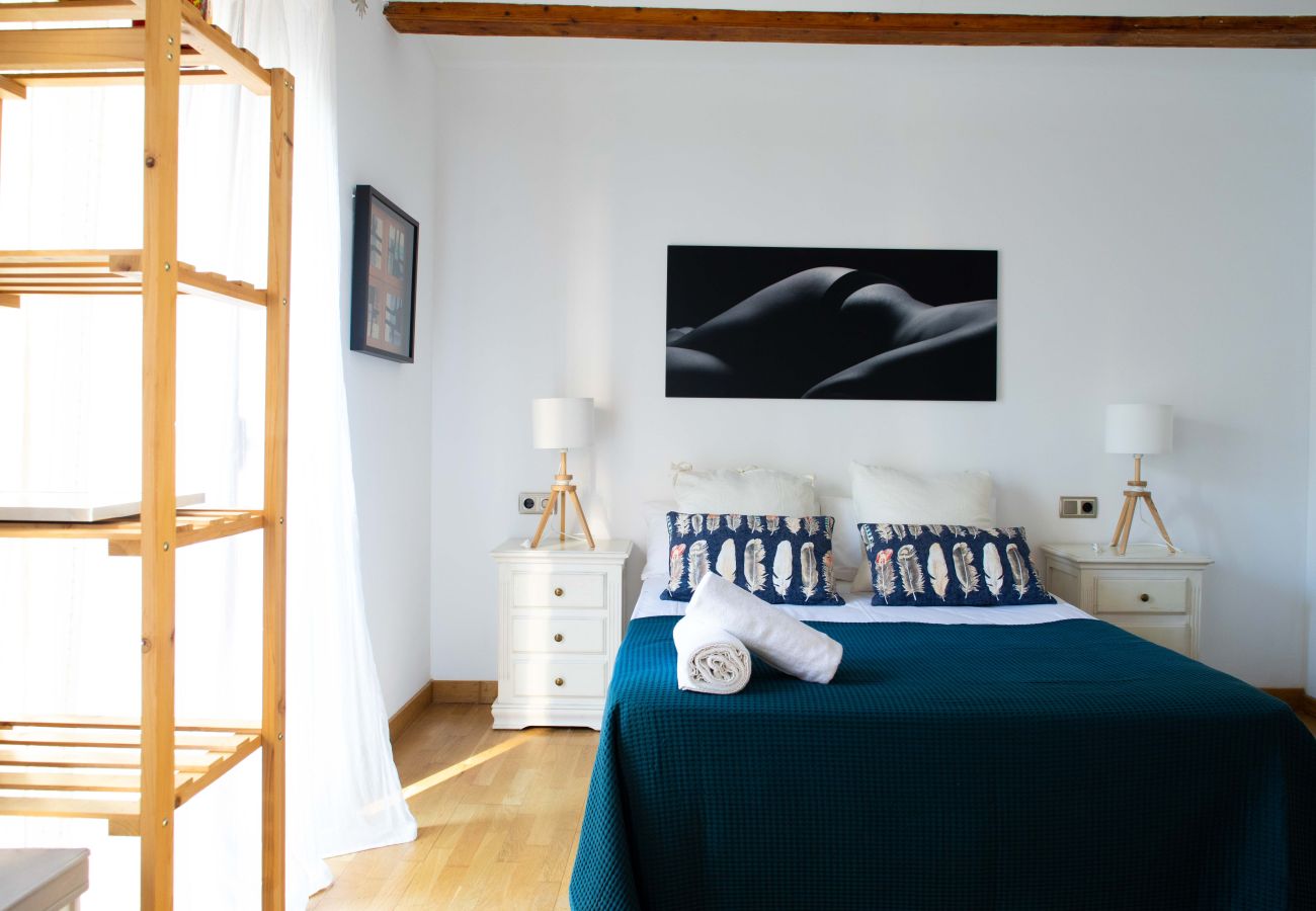 Apartamento en Valencia - Encantador Loft con Terraza | 4 Huéspedes | Ruzafa