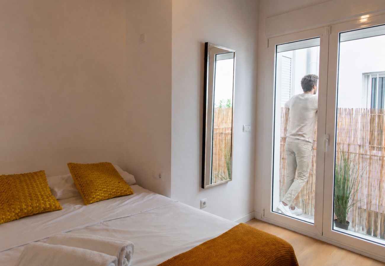 Apartamento en Valencia - Suite Casco Antiguo | 4 Viajeros | AC WiFi | Exclusivo