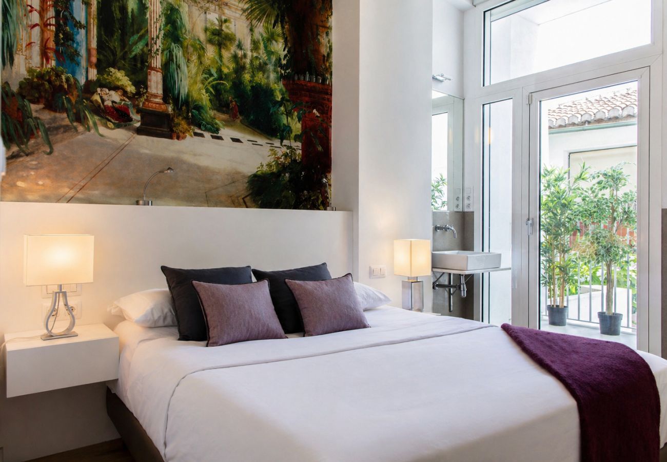 Apartamento en Valencia - Suite Casco Antiguo | 4 Viajeros | AC WiFi | Exclusivo