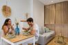 Apartamento en Valencia - Port Suite II | 4 Viajeros | AC & WiFi | 15 min Ciudad Artes