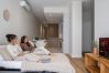 Apartamento en Valencia - Port Suite VIII | 4 Viajeros | AC & WiFi | 15 min Ciudad Artes