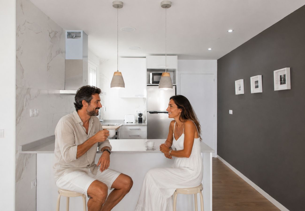Apartamento en Valencia - Old Town Quart Towers Stay II | AC & WiFi | 4 Viajeros