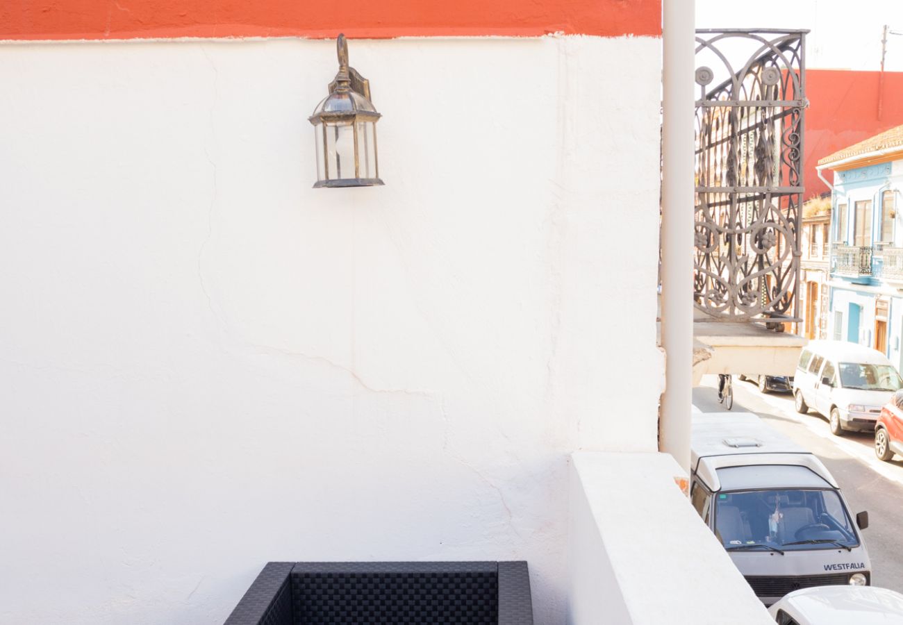 Apartamento en Valencia - El Cabanyal Loft with Terrace by Florit Flats