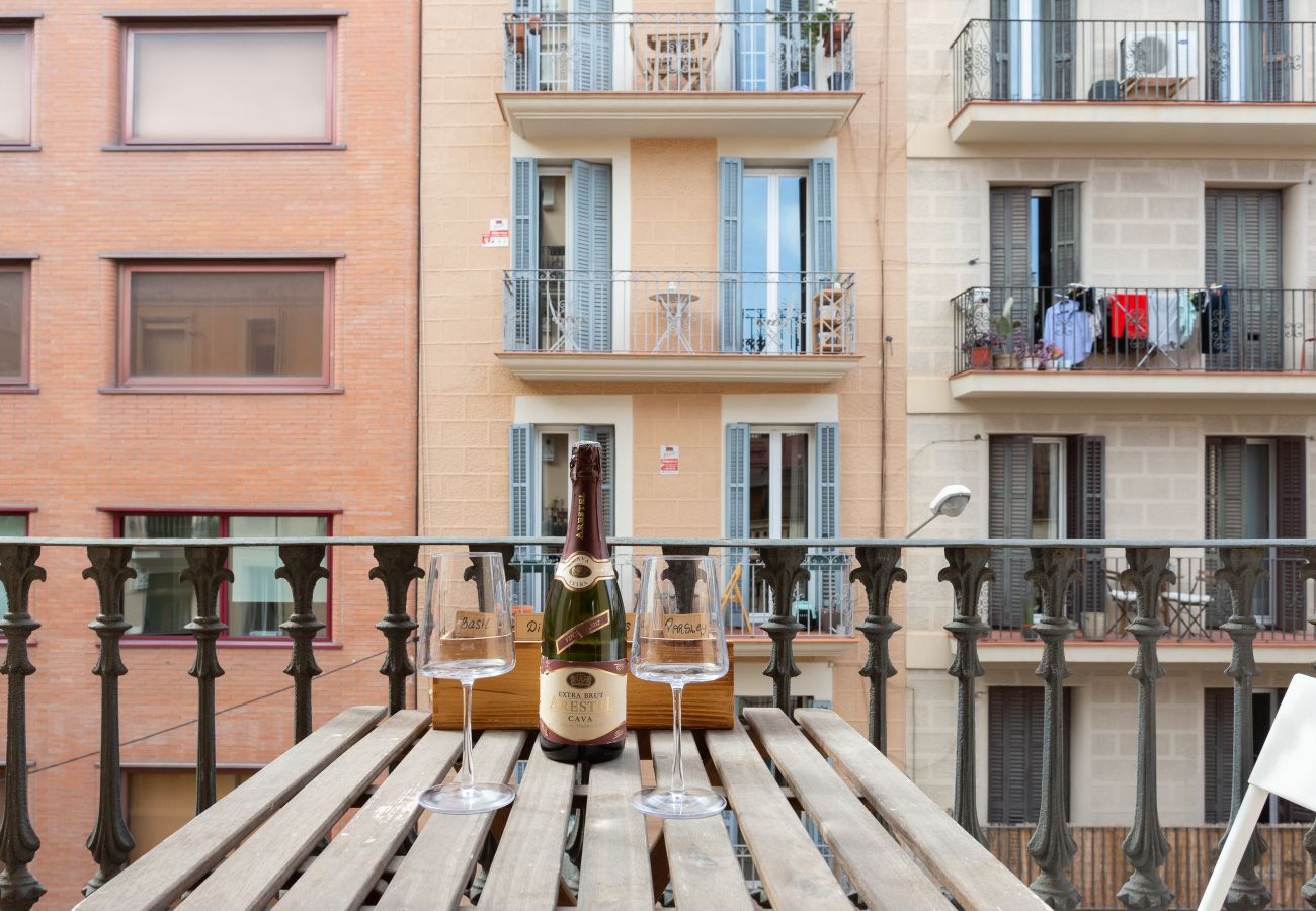 Apartamento en Barcelona - TURO PARK, precioso apartamento con balcón