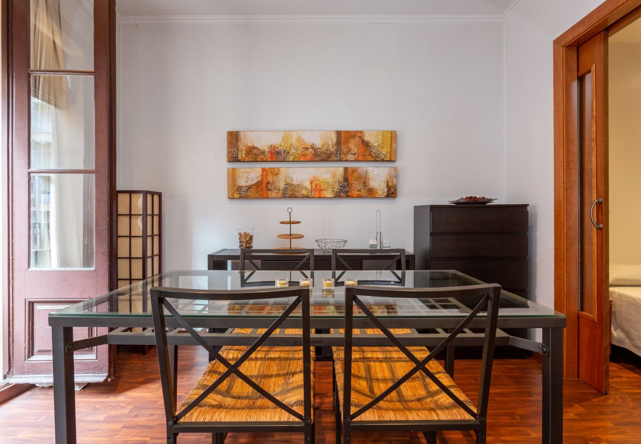 Apartamento en Barcelona - TURO PARK, precioso apartamento con balcón