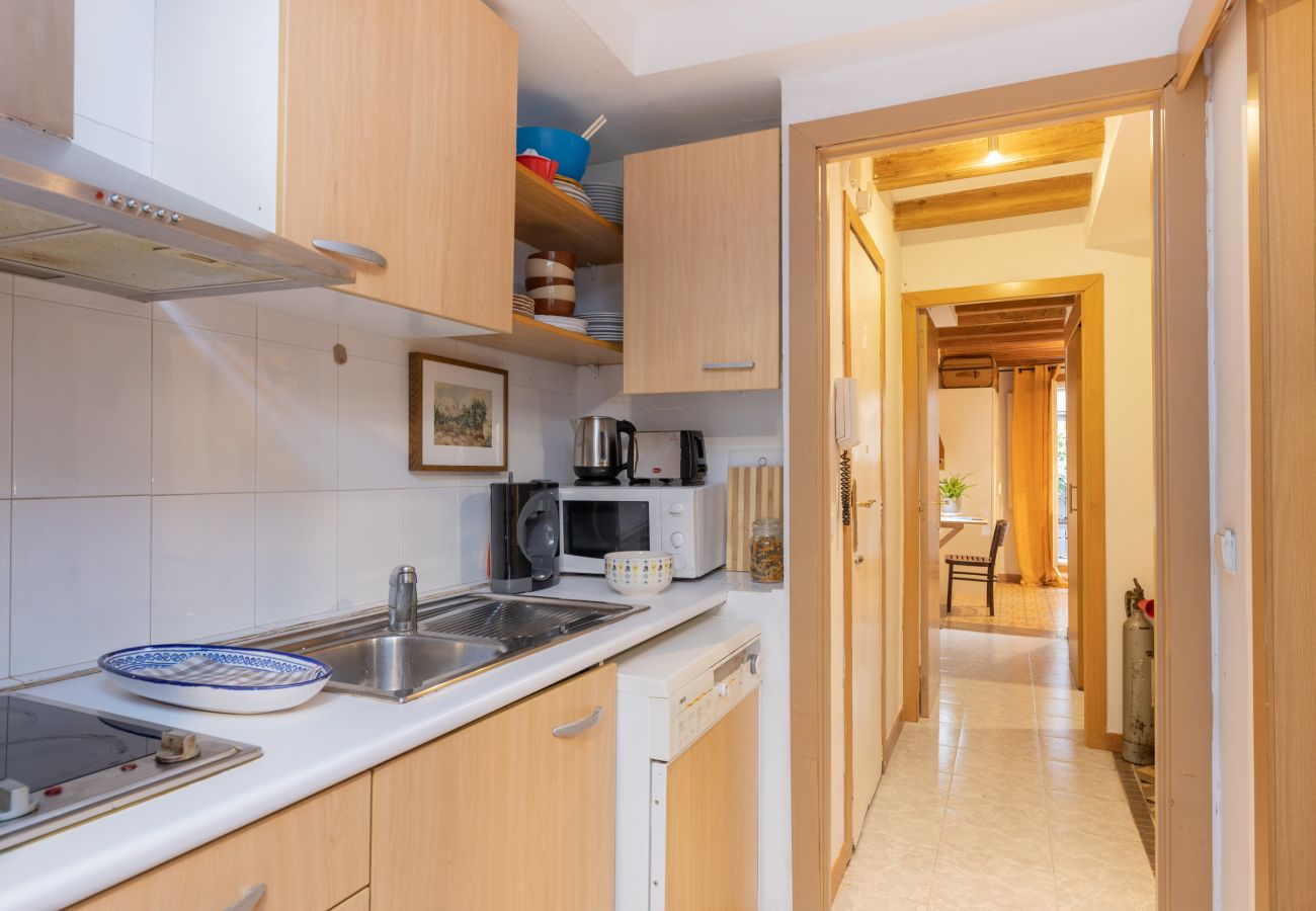 Apartamento en Barcelona - TERRAZA PRIVADA, 4 dormiorios, 2 baños