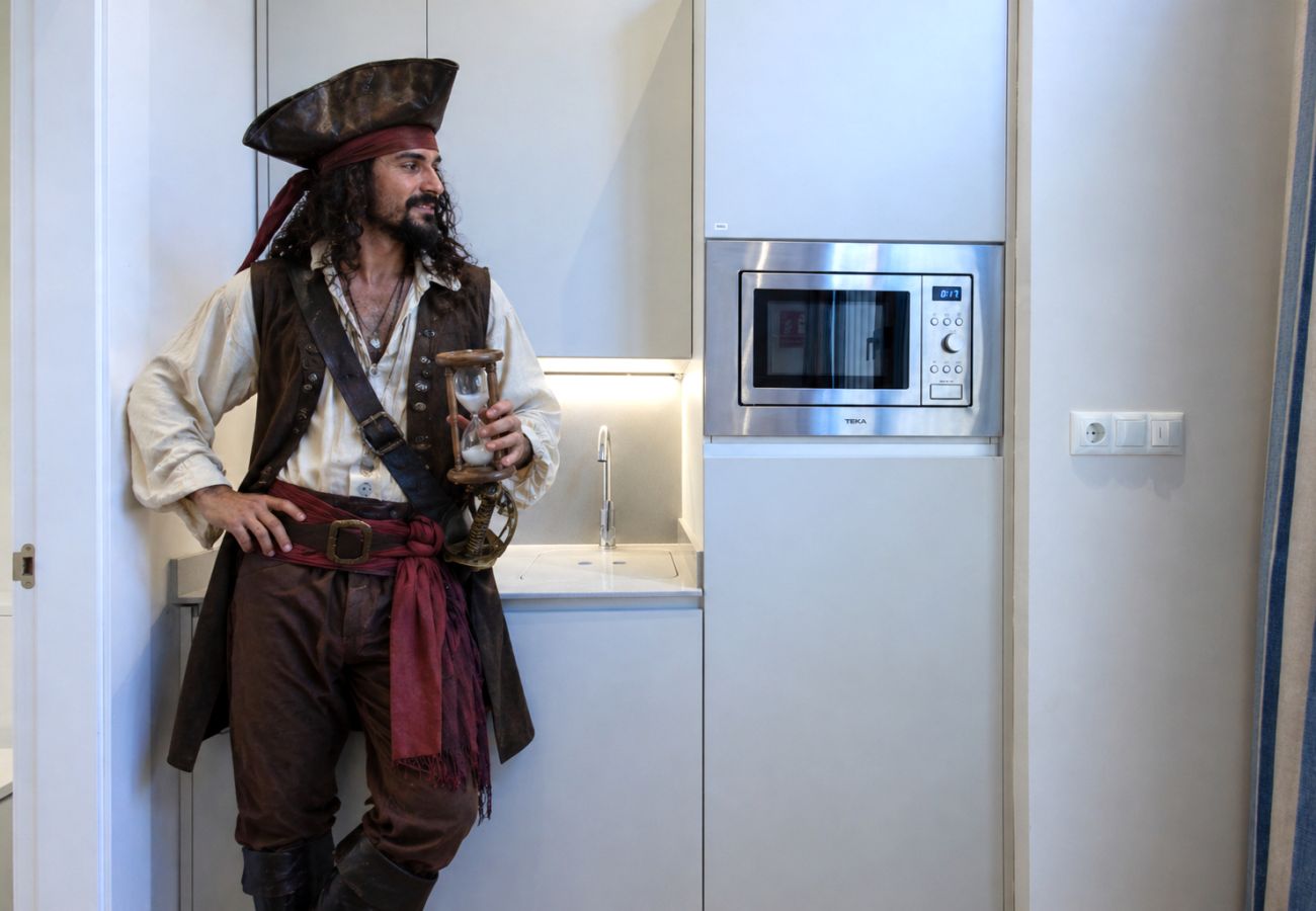 Apartamento en Valencia - Pirate Studio I | 2 Viajeros | 15 min Oceanografic