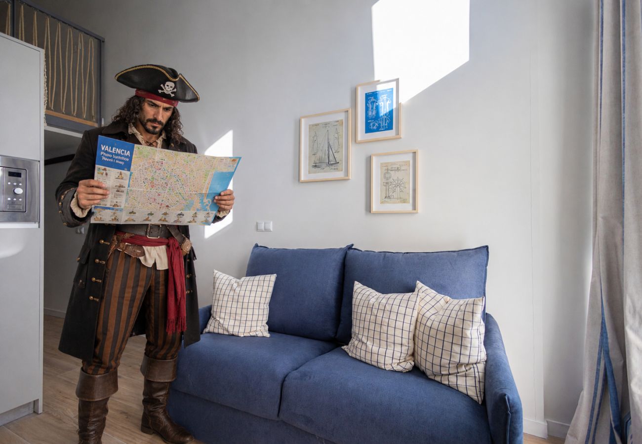 Apartamento en Valencia - Pirate Duplex IV | 4 Viajeros | AC WiFi | 15 min Oceanografic