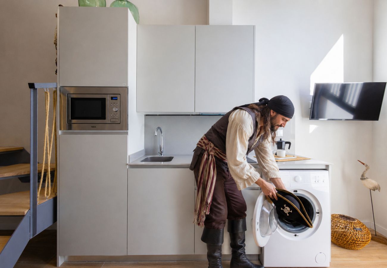 Apartamento en Valencia - Pirate Duplex VI | 4 Viajeros | AC WiFi | 15 min Oceanografic