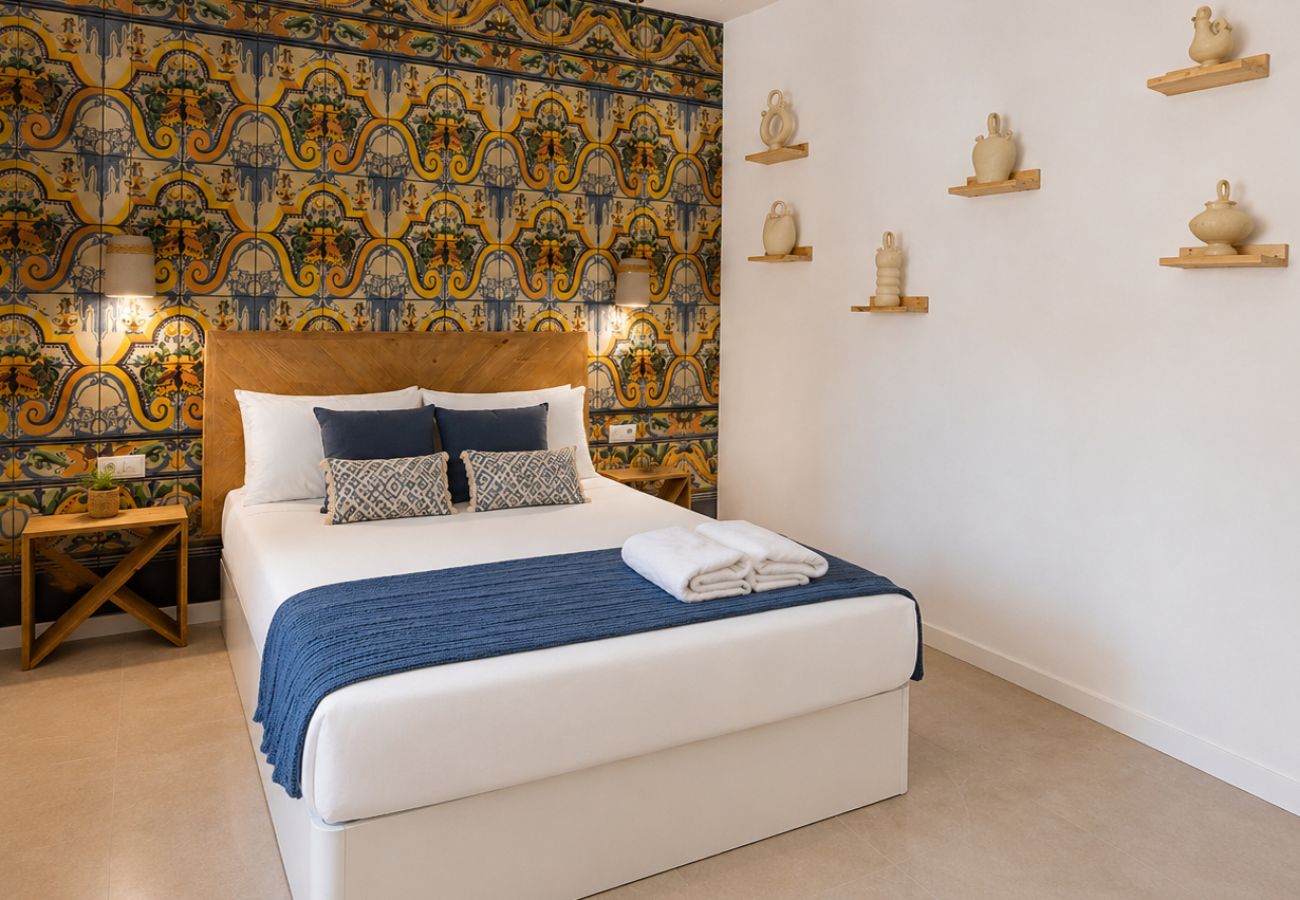 Apartamento en Valencia - The Ceramic Home I | Aire acondicionado y wifi | Bicicletas gratuitas incluidas