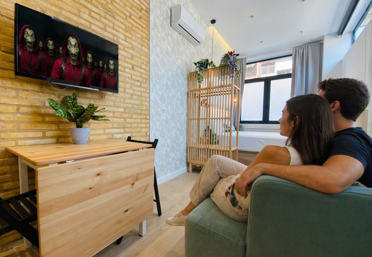 Apartamento en Valencia - Beach Apartment | 1Hab | 3 Viajeros| AC & WIFI