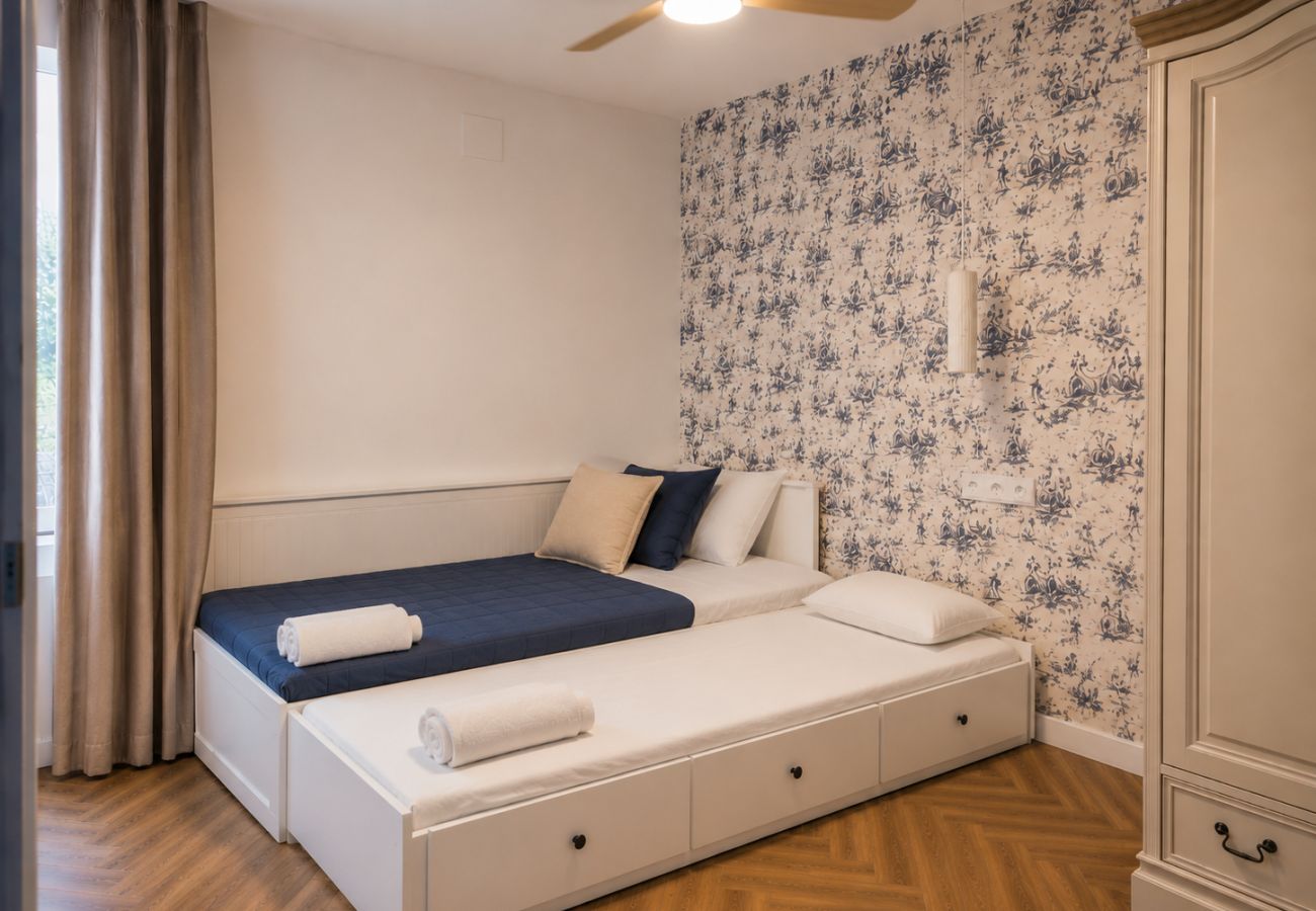 Apartamento en Valencia - Atico de Lujo con Terraza de 185 m² | 6 Viajeros 