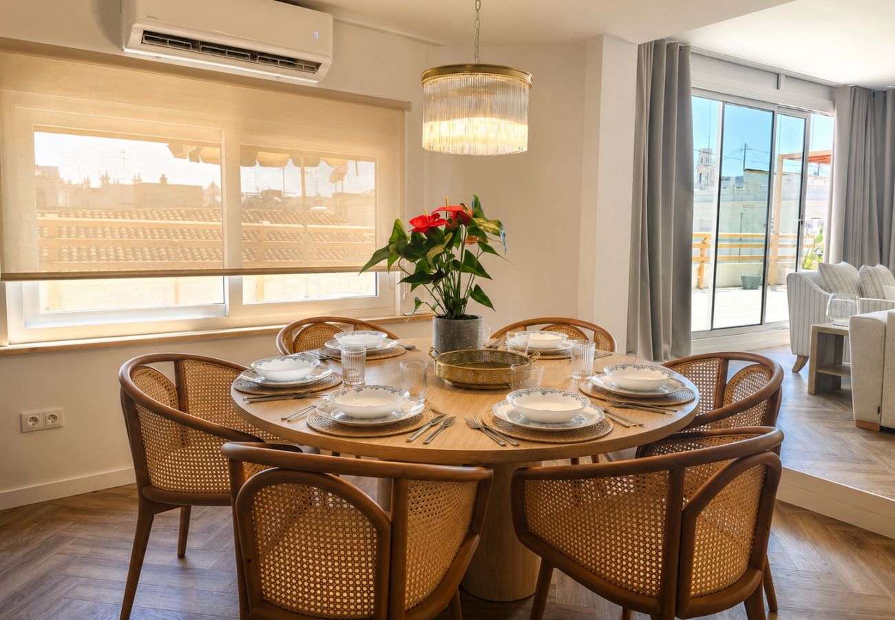Apartamento en Valencia - Atico de Lujo con Terraza de 185 m² | 6 Viajeros 